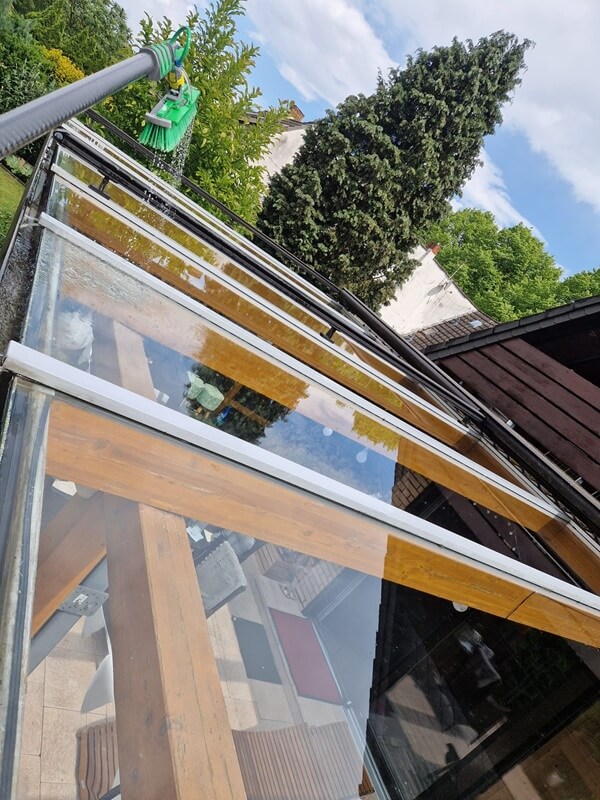 Reinigung grosse Glassflaechen